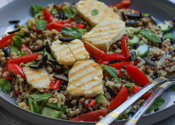 Photo of Lentil Quinoa salad with grilled halloumi