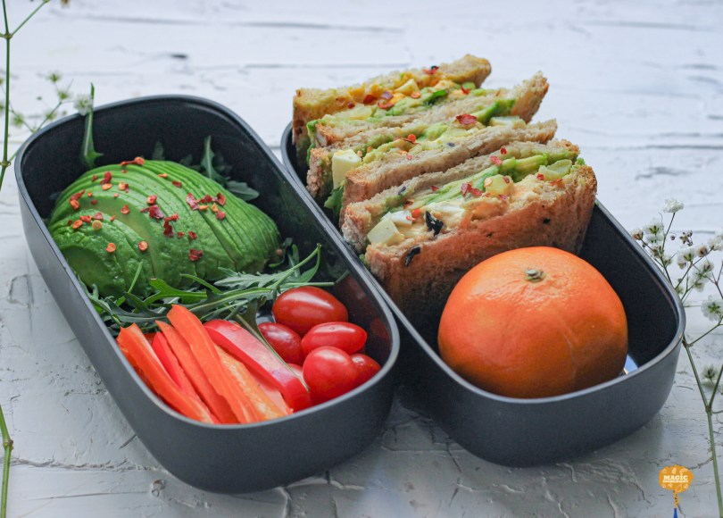 photo of avo egg sandwich