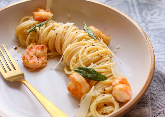 sage butter sauce pasta with garlic shrimp