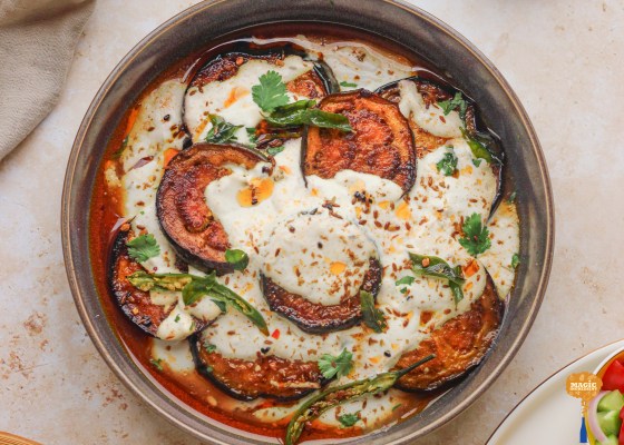 Doi begun-fried eggplant in spiced yogurt