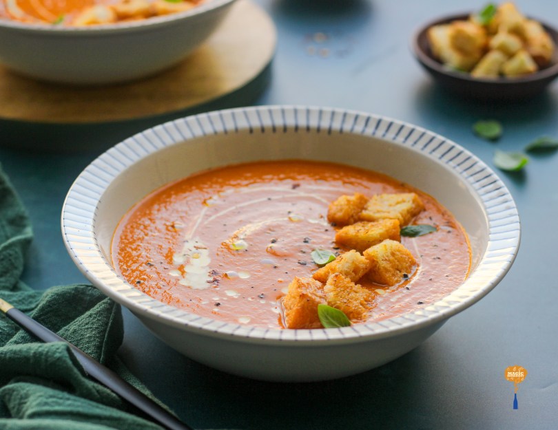 Thyme roasted tomato soup