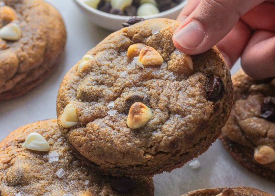 Chocolate Chip Cookie