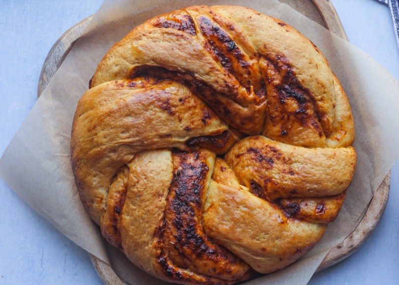 Red pesto Babka bread