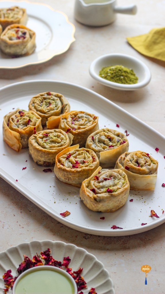 Stuffed baklava rose