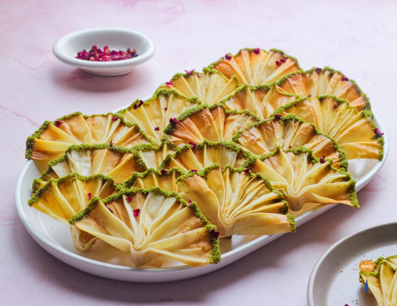 Filo fans with pistachio