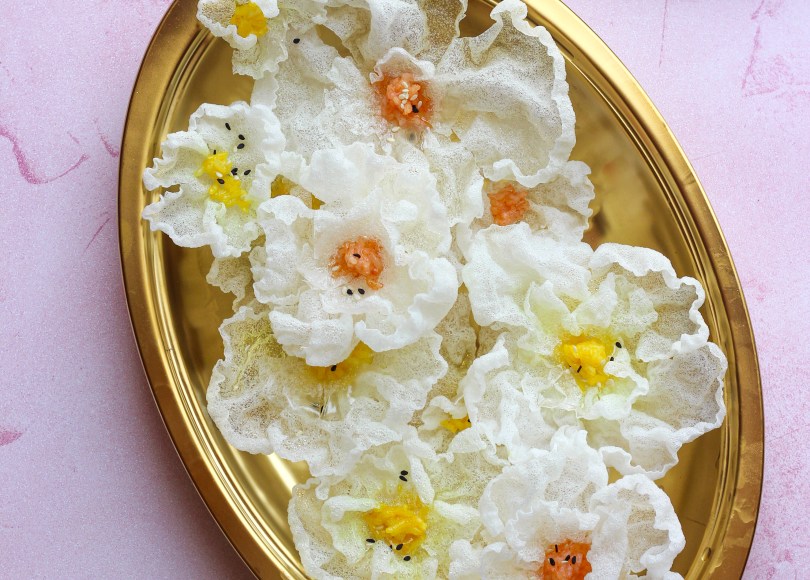 Edible Rice paper flowers