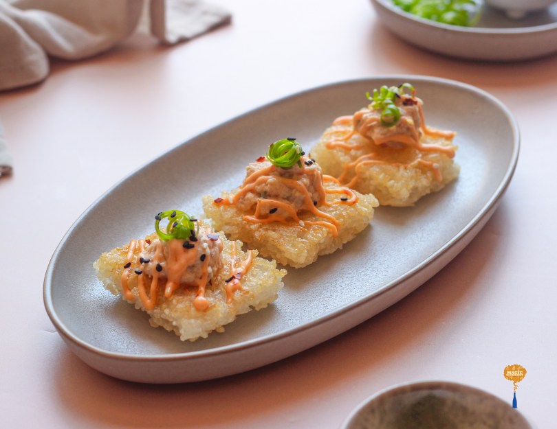 Spicy sriracha tuna with sticky rice canapés