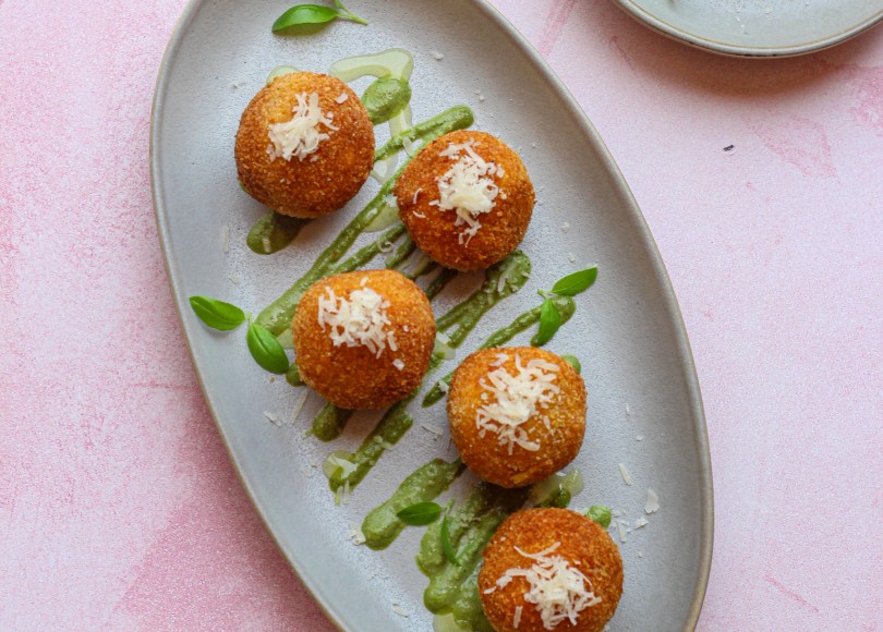 Ricotta cheese balls with basil pesto