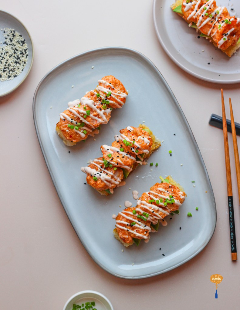 Dynamite shrimps on crispy glutinous rice base
