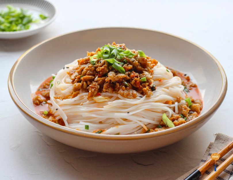 Dan dan noodles with chicken
