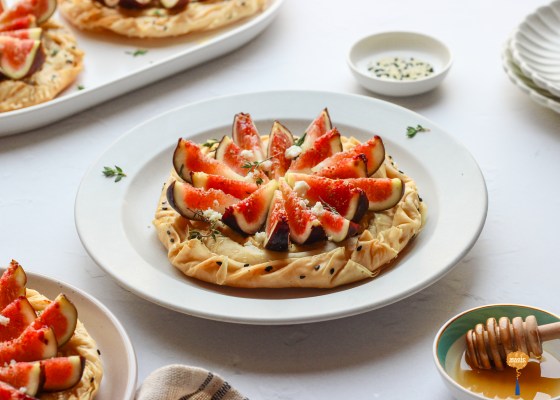 Fig ricotta filo tartlets