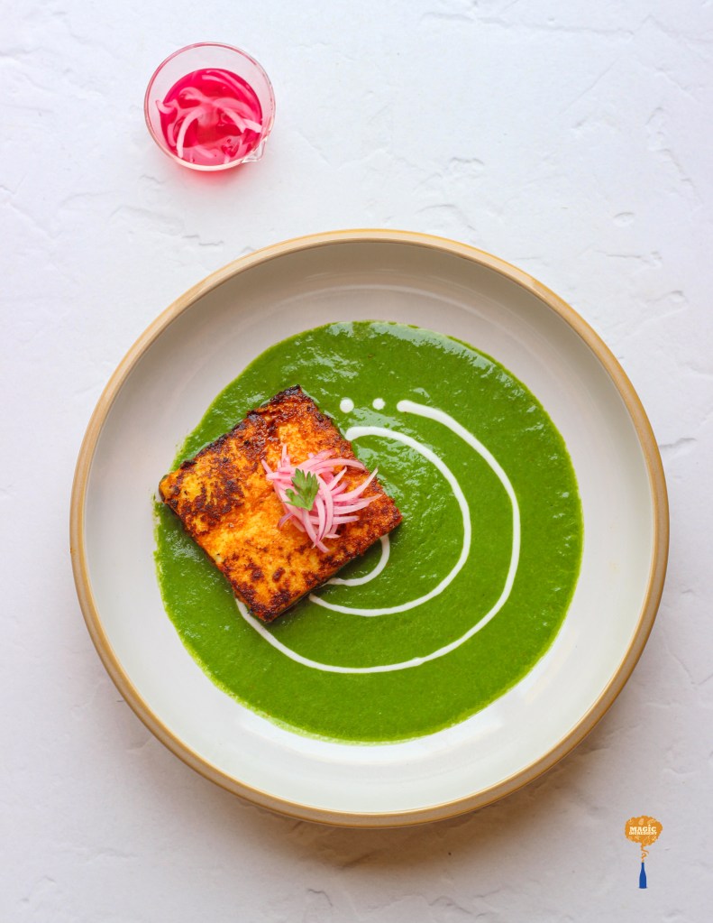 Paneer tikka with creamy palak gravy