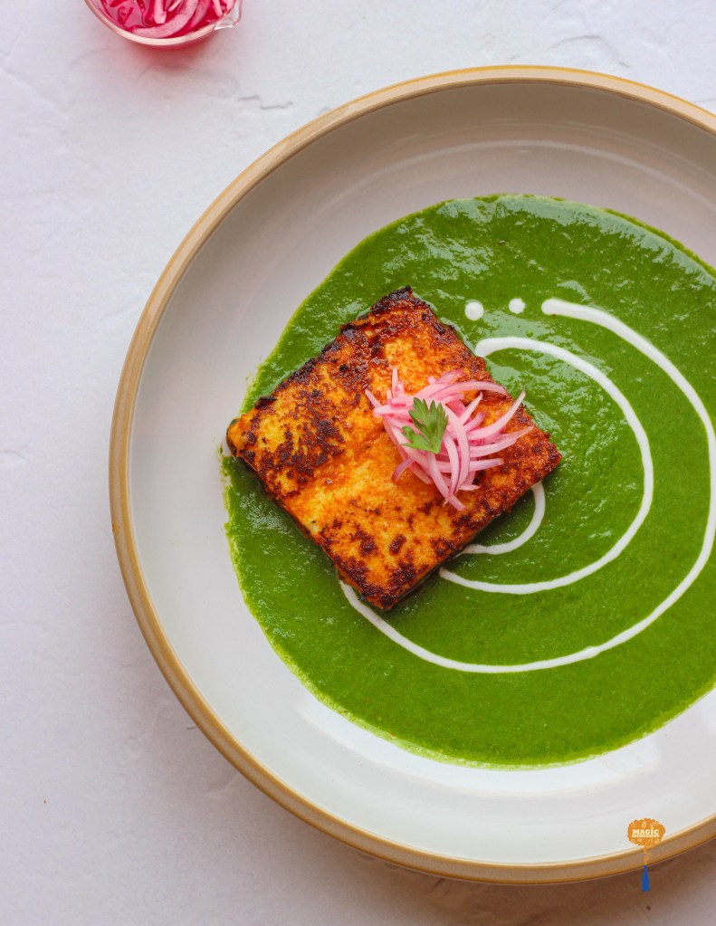 Paneer tikka with creamy palak gravy