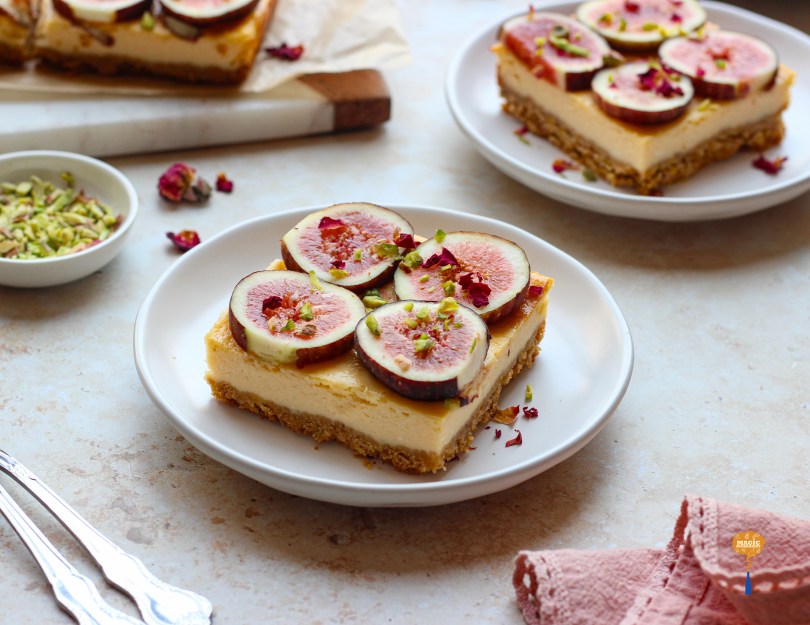 Fig cheesecake bars