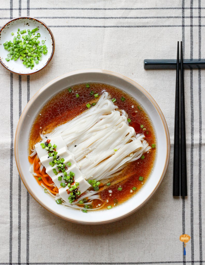 Udon in no-cook broth