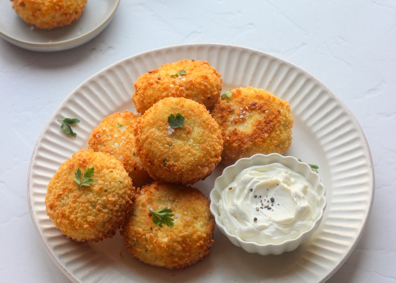 Cheese stuffed potato croquettes
